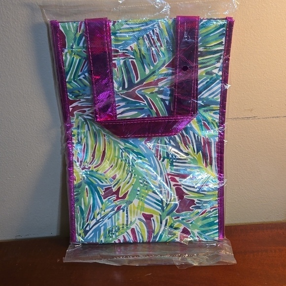 Lilly Pulitzer Handbags - Lilly Pulitzer Pink Green Blue Lunch Tote Bag NWT Sealed